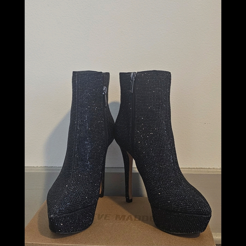 NWT! Jessica Simpson Black Glitter Ankle Boots